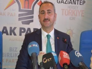 Gül: Hakim ve savcılarımız süreci takip ediyor