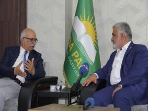 Yapıcıoğlu: Kürtlerin kendi gelecekleri hakkında karar verme hakkı vardır!