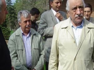 A.Hakan bu sefer Gülerce'ye çattı: FETÖ yalaması