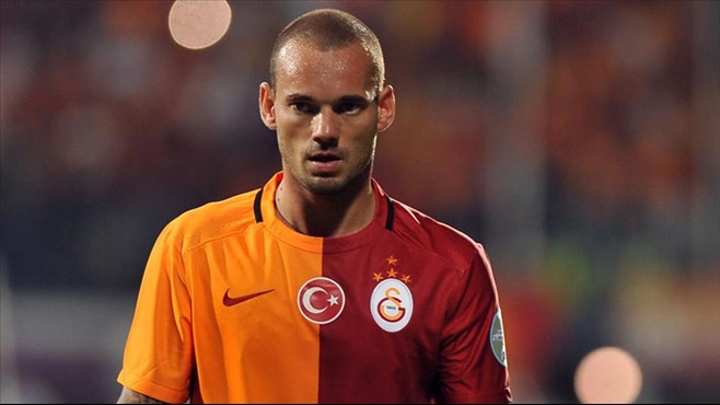 Yeni sezona sneijder krizi ile başladı