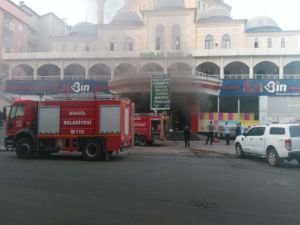 Bingöl'de market yangını