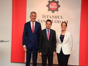 Bahçıvan: “Robotik teknoloji, sanayinin istihdam yaratma kapasitesini azaltabilir”