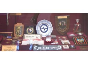 Emekli Orgeneral Semih Sancar'ın madalya ve özel eşyaları TSK  sergisinde