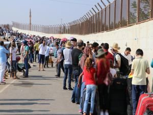 Suriyelilerin ülkelerine geçişi bugün de devam etti