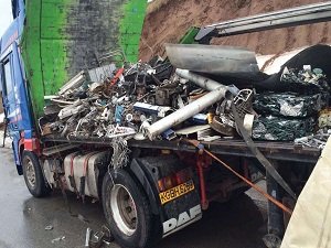 TIR’da 35 kilo esrar uyuşturucu madde ele geçirildi