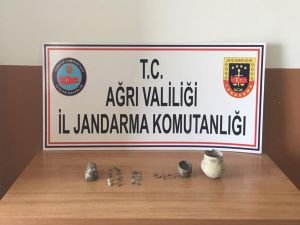 Ağrı'da tarihi eserler ele geçirildi