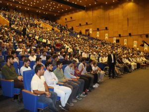 Diyarbakır'da Aşura etkinliğine yoğun ilgi