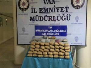 Van’da 100 kilo esrar ele geçirildi