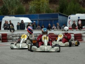 Yağmurda Karting Nefes Kesti