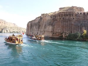 Gaziantep’in “Saklı cenneti” Rumkale ilgi görüyor