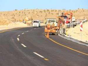 Yıllardır bitirilmeyen yol nihayet asfaltlandı