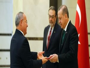 Cumhurbaşkanı Erdoğan, Tunus’un Ankara Büyükelçisi Mustafa’yı kabul etti
