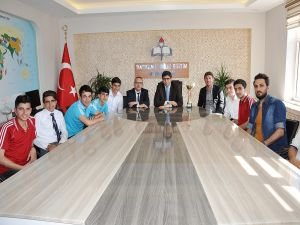 Batman Raman Anadolu Lisesi futbolda bölge şampiyonu