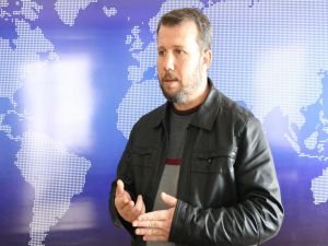 USTAD: "Toplumun zihinsel kodlarıyla oynuyorlar"