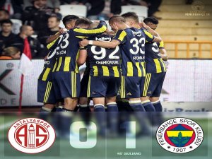 Fenerbahçe tek golle 3 puanı aldı