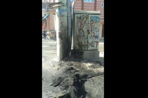 Yakılmak istenen trafoyu vatandaşlar söndürdü