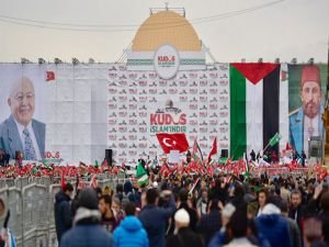 "Kudüs İslam'ındır" mitingi başladı