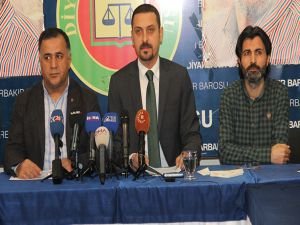 Özmen: "Darbelerle mücadele etmenin yolu baskıcı rejimler inşa etmek değildir"