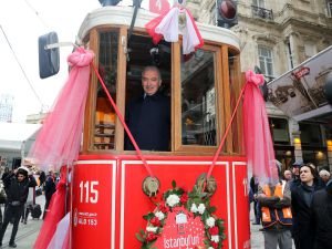 İstanbul nostaljik tramvay’ına kavuştu