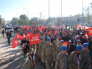 Vali Kalkancı: "Şehitlerimizin gösterdiği fedakârlıkları unutmayacağız"