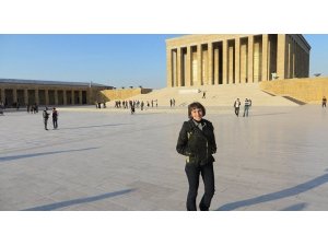 Rus gazeteci Anıtkabir ziyaretinde