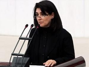 Leyla Zana’nın vekilliğinin düşmesi kararı Resmi Gazetede yayımlandı