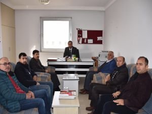 HÜDA PAR'dan Nusaybin'deki basın mensuplarını ziyaret