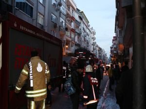 Patlayan elektrik trafosu yangına neden oldu