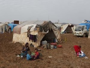 "PKK Afrin halkının göç etmesine izin vermiyor"