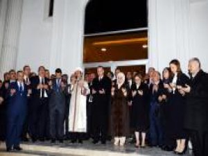 “Yıkılacak stadyumunun yerine cami yapılsın”