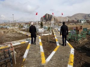 Van’da mezarlıklar yeniden düzenlendi