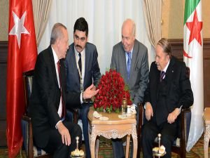 Cumhurbaşkanı Erdoğan, Cezayir Cumhurbaşkanı Buteflika ile görüştü