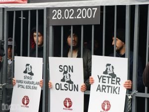 “Darbelerle yüzleşmedikçe bir darbe diğer bir darbeyi doğuracaktır”