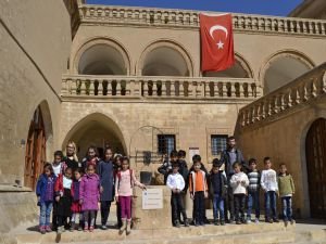 Mardin’de ‘Bir Gün Projesi’ sürüyor