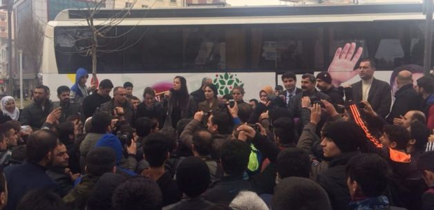 Batman'da 10 kişilik Hdp mitingi