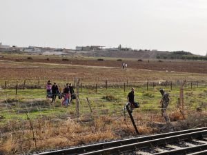 Sınırı geçmek isterken yakalandılar