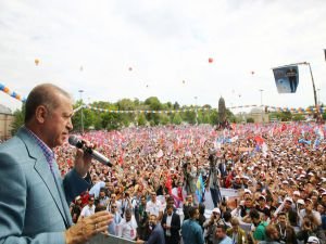 Cumhurbaşkanı Erdoğan'dan İnce'ye çok sert " Apolet" tepkisi