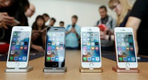 Apple yeni ürünü iPhone SE'yi tanıttı