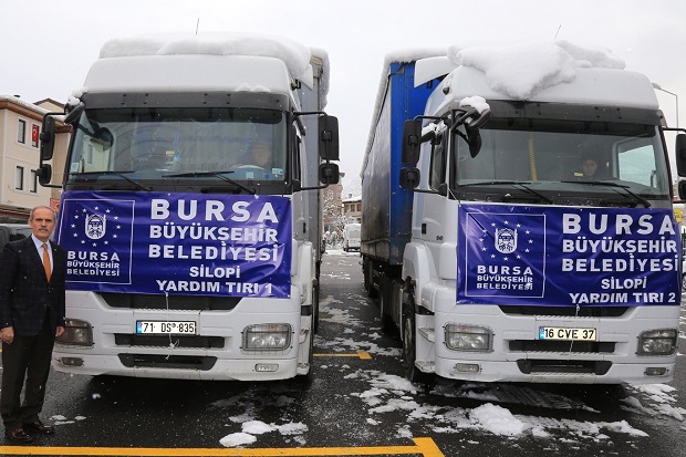 Bursa’dan Silopi’ye 2 TIR yardım