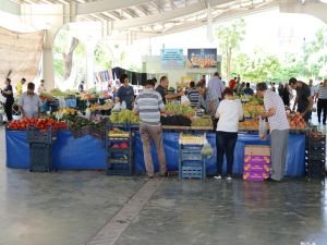 Pazar fiyatları cep yakıyor