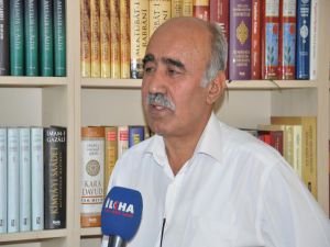 Dursun: “Diziler nesilleri ifsat değil inşa etmeli”