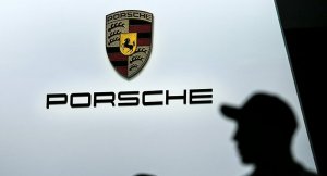 Porsche 800 bin aracı geri çağırıyor