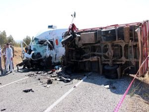 Gaziantep'de korkunç kaza: 7 ölü 20 yaralı