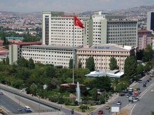 Gazi Üniversitesi Tıp Fakültesi Hastanesinde ameliyatlar durduruldu