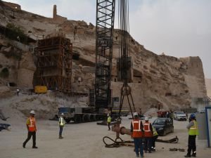 Hasankeyf’teki taşıma çalışmalarına ara verildi