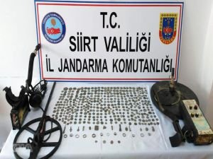 Siirt'te yüzlerce tarihi sikke ele geçirildi