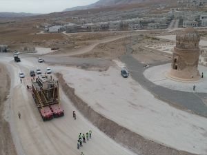 Hasankeyf Kalesi Orta Kapısı'nın taşıması havadan görüntülendi