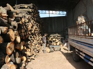 Oduncu esnafı: ​“Kaçak odun satışları denetlemesi lazım”