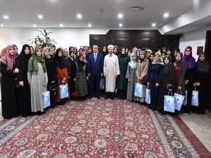 Diyanet İşleri Başkanı hafızlık yapan üniversite öğrencilerini kabul etti