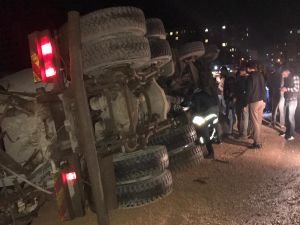 Kızıltepe'de beton mikseri devrildi: Bir yaralı